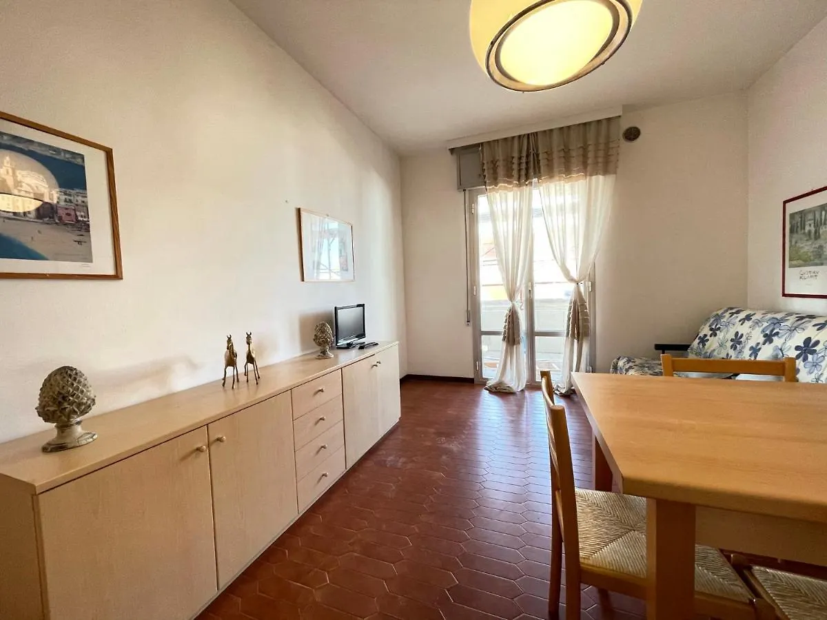 Residence Faro - Walterigato Apartments Solo Per Famiglie Lido di Jesolo 0*,  Italy