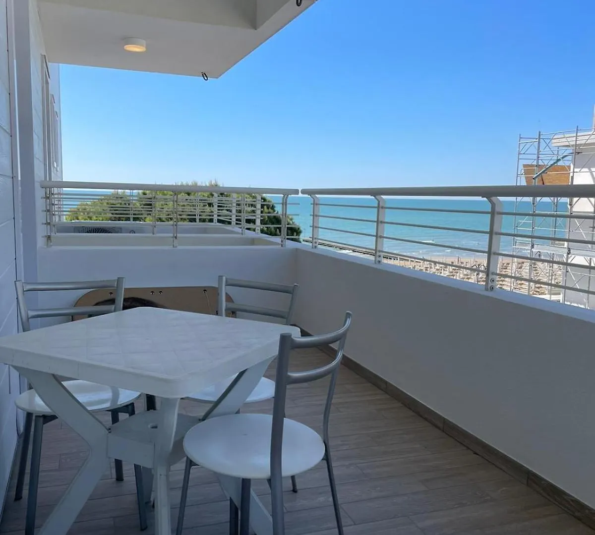 Residence Faro - Walterigato Apartments Solo Per Famiglie Lido di Jesolo 0*,  Italy