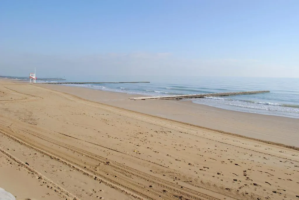 Residence Faro - Walterigato Apartments Solo Per Famiglie Lido di Jesolo