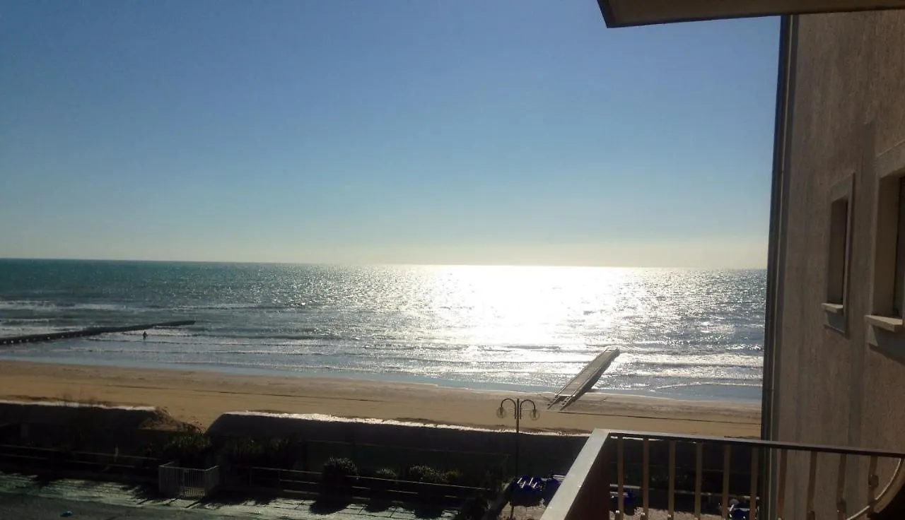 Residence Faro - Walterigato Apartments Solo Per Famiglie Lido di Jesolo